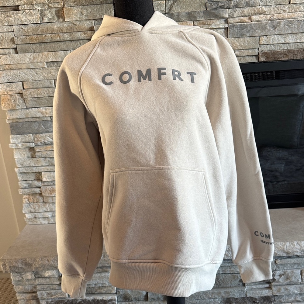 COMFRT Women's Cozy Cream Hoodie